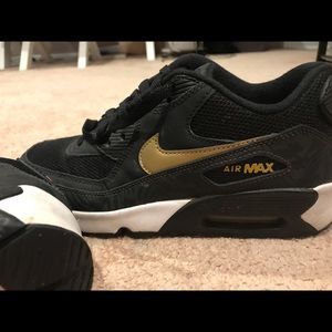 Nike Air Max size 7y